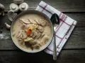 Ile gotować pieczarki w zupie, aby uzyskać idealną konsystencję?