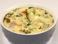 Z czym zupa ogórkowa smakuje najlepiej? Odkryj idealne dodatki