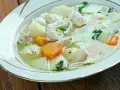 Ile kalorii ma kurczak gotowany w rosole? Zaskakujące fakty o wartości odżywczej