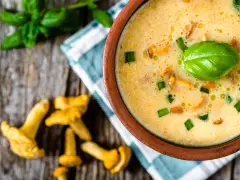 Jak zrobić zupę z kurek, aby zachwycić smakiem i aromatem