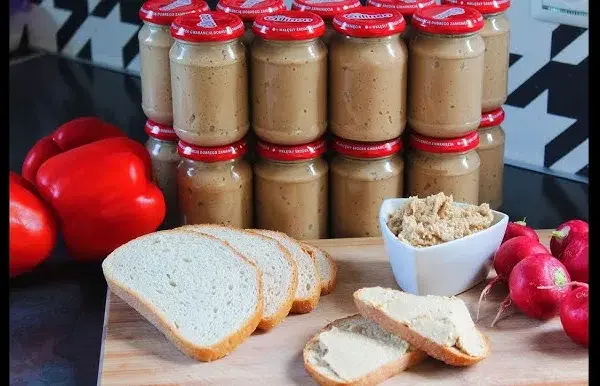 Jak przygotować pasztet drobiowy w słoiku w piekarniku krok po kroku
