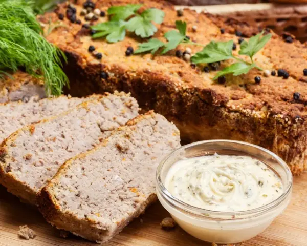 Jak przygotować pasztet z sarny i wieprzowiny - sprawdzone przepisy i składniki