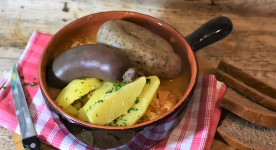 Ile suchej krwi do kaszanki? Odpowiednia ilość dla idealnego smaku