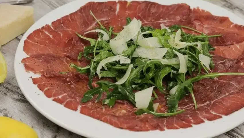 Najlepsze sosy do carpaccio z wołowiny, które zachwycą Twoje podniebienie