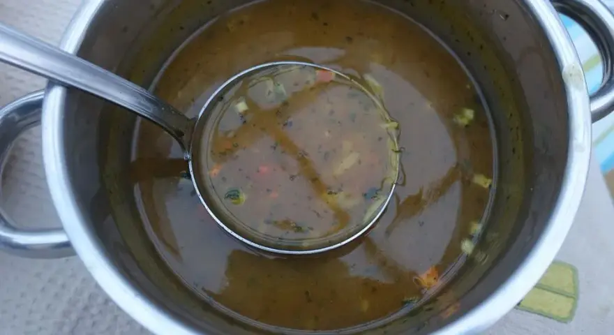 Jakie zupy przy marskości wątroby - zdrowe przepisy, które pomogą